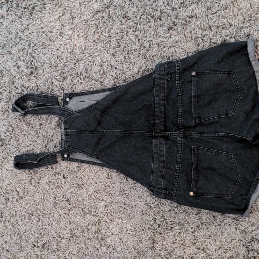 Dark Gray Overall Shorts - Picture 2 of 2